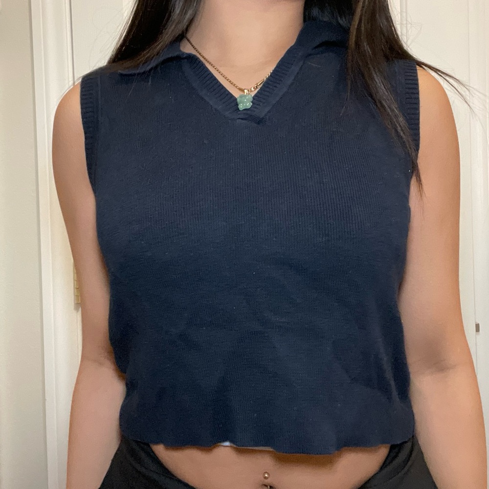Brandy Melville sweater vest
